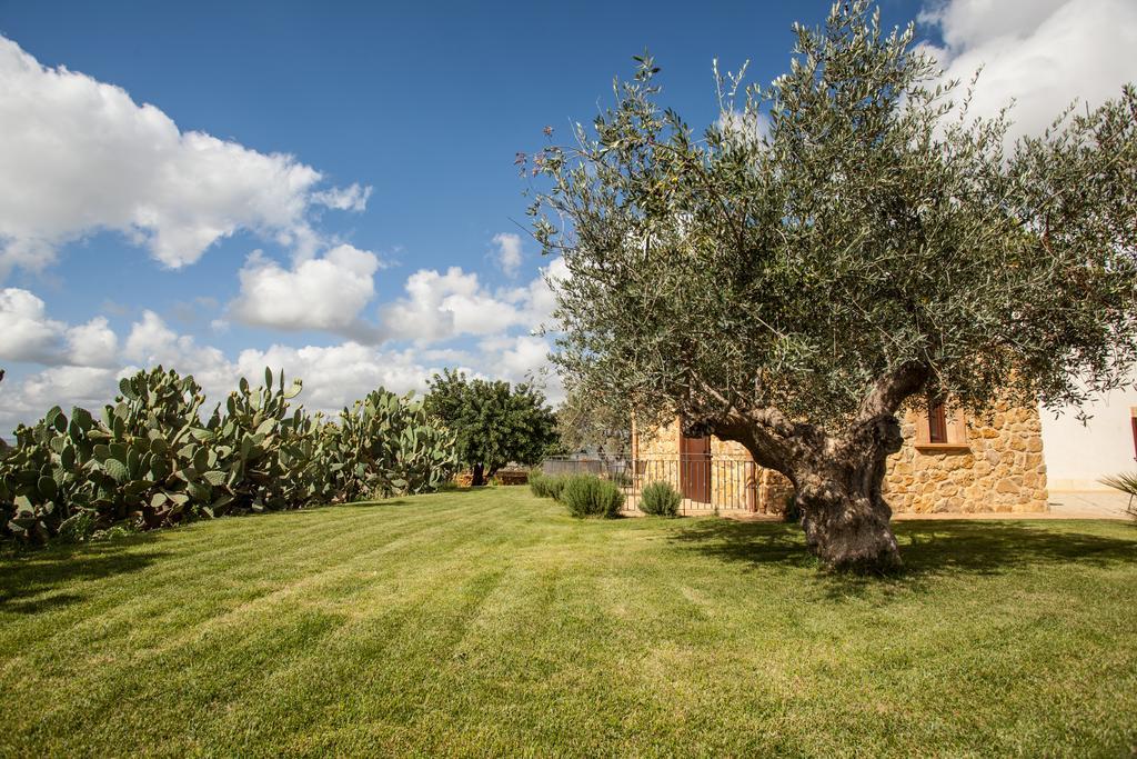 Agriturismo Feudo Muxarello Aragona Camera foto