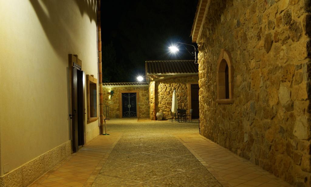 Agriturismo Feudo Muxarello Aragona Esterno foto
