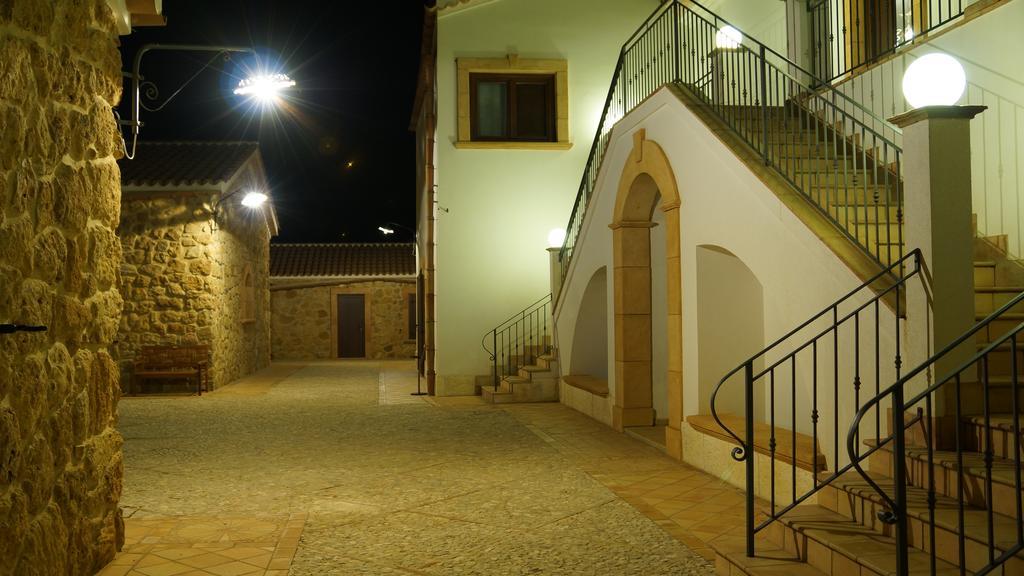 Agriturismo Feudo Muxarello Aragona Esterno foto