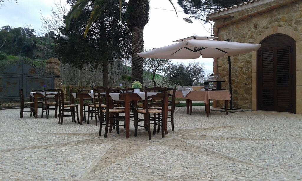 Agriturismo Feudo Muxarello Aragona Esterno foto