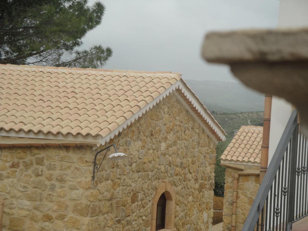 Agriturismo Feudo Muxarello Aragona Esterno foto