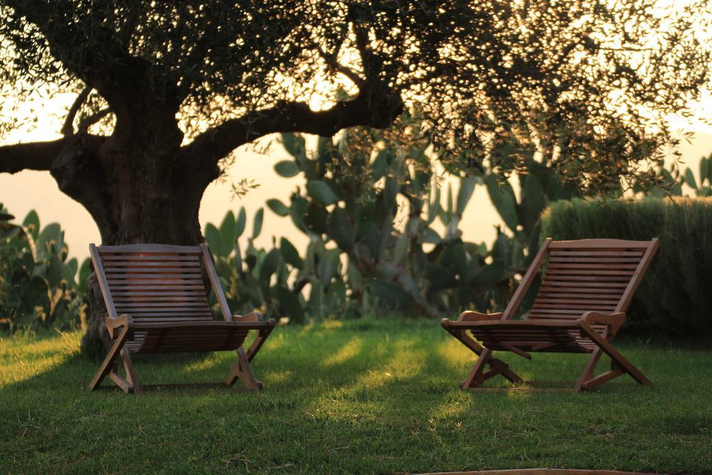 Agriturismo Feudo Muxarello Aragona Esterno foto