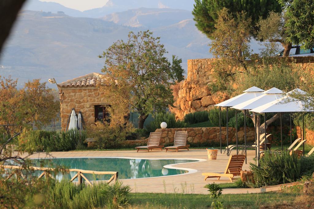 Agriturismo Feudo Muxarello Aragona Esterno foto